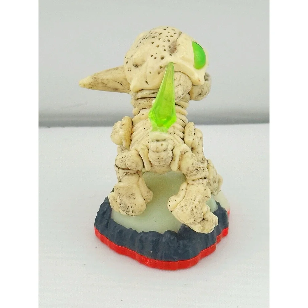 Skylander Funny Bone Undead Core Character Figure Trap Team 2014.